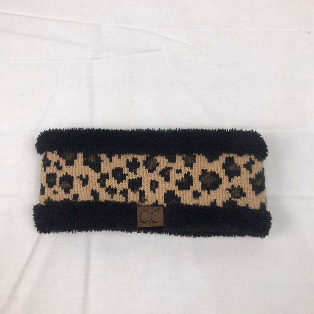 C.C. Ear warmer cheetah‎